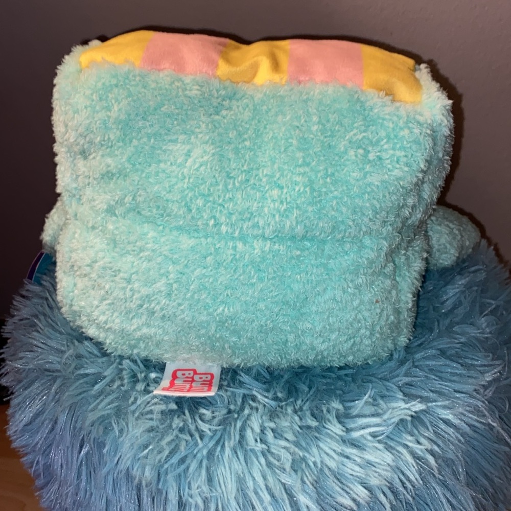 BRAND NEW BUM BUMZ 7.5”! NWT. SMOKE FREE HOME! - Picture 4 of 4